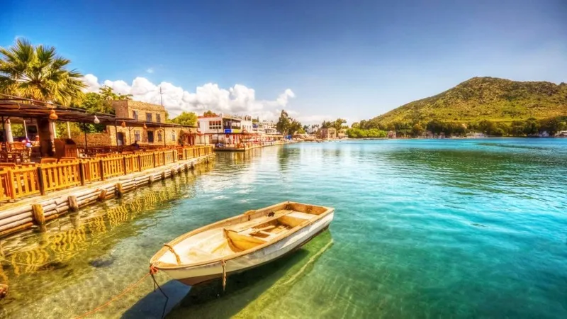 Hauptstadt des Windsurfens: Brise fangen in Akyarlar