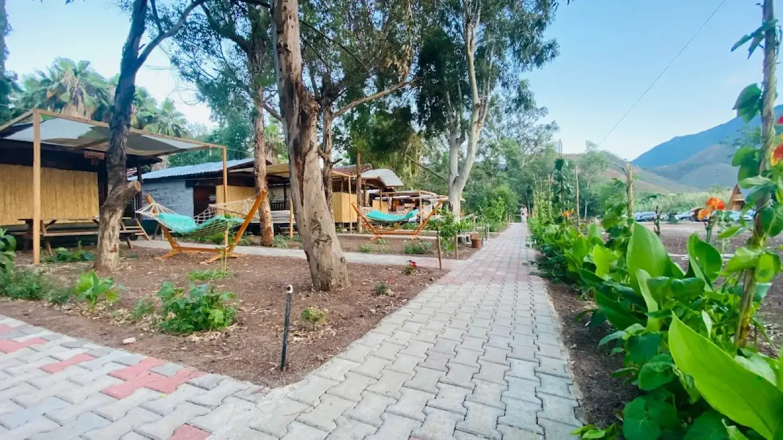 Antalya Airport (AYT) nach Gürhan Bungalov Pansiyon Adrasan Privater Transfer