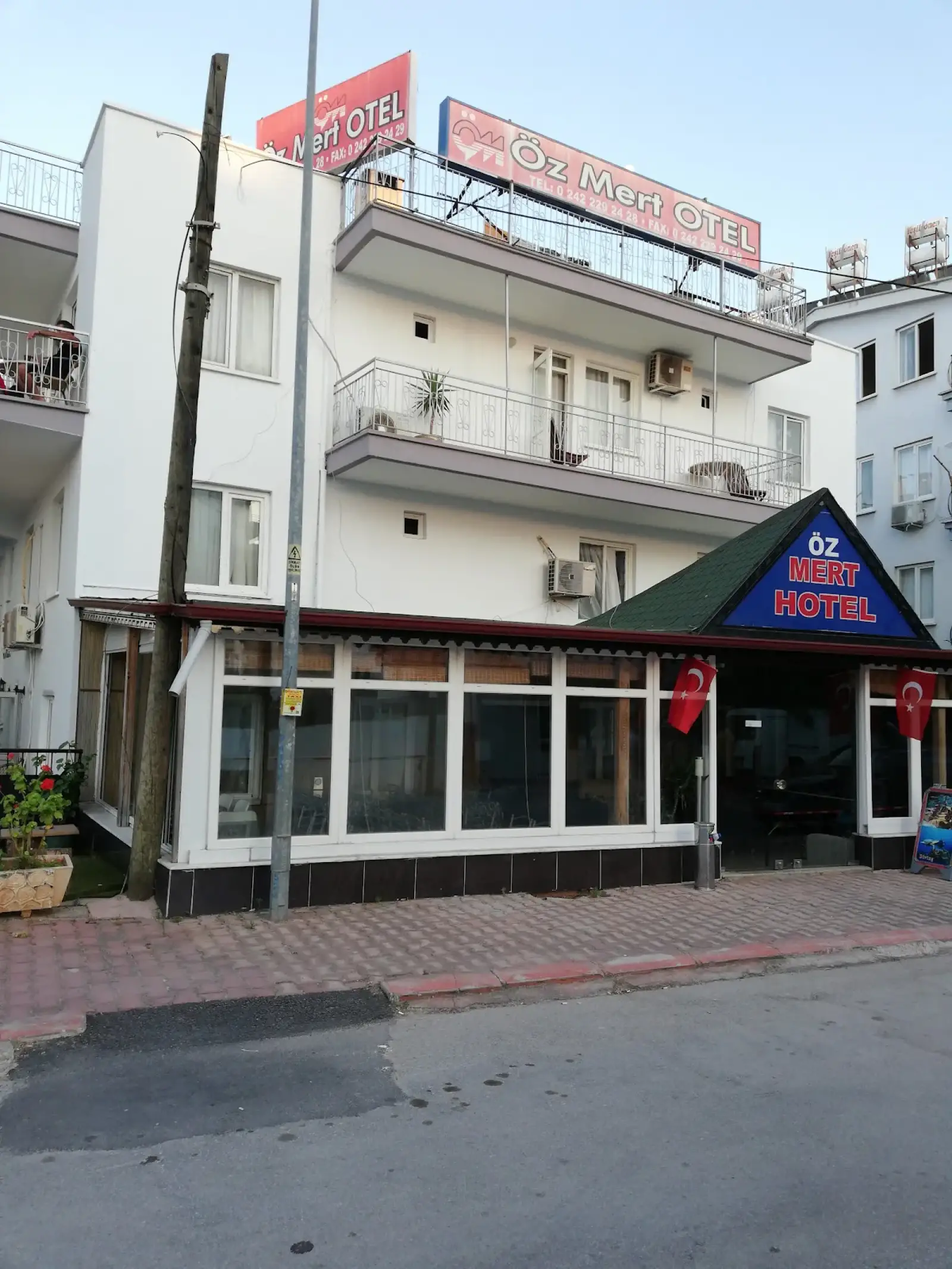 Antalya Airport (AYT) в Öz Mert Otel Частный трансфер