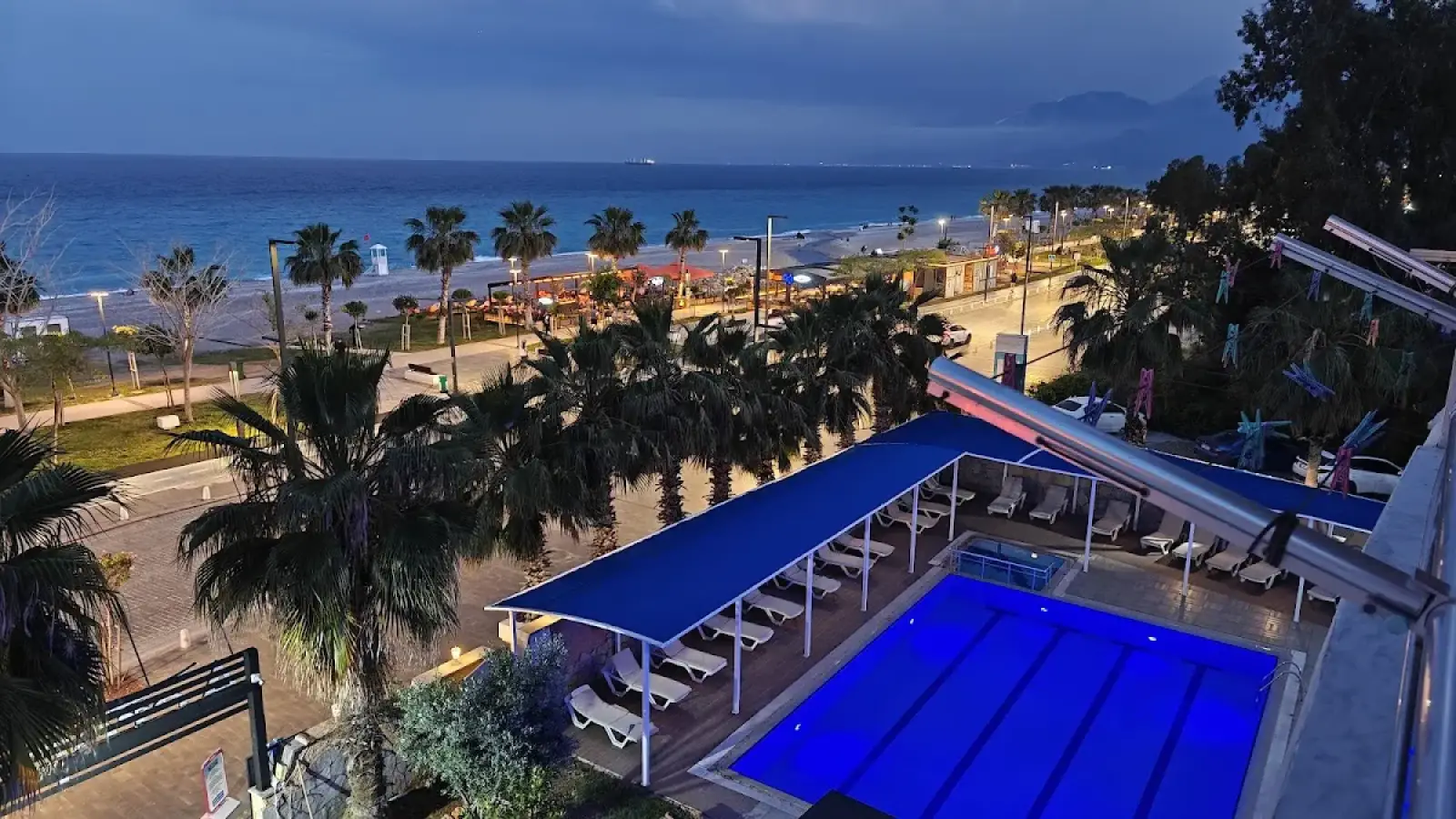 Antalya Airport (AYT) nach Acropol Beach Hotel Privater Transfer
