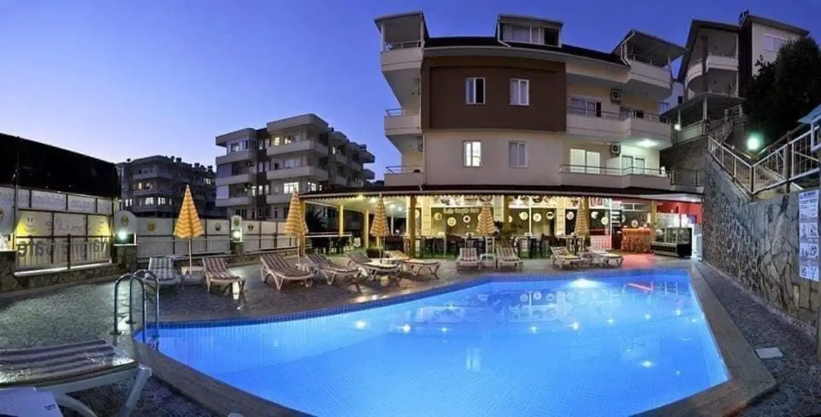 Antalya Airport (AYT) to Ali Ünal Apart Hotel Private Transfer