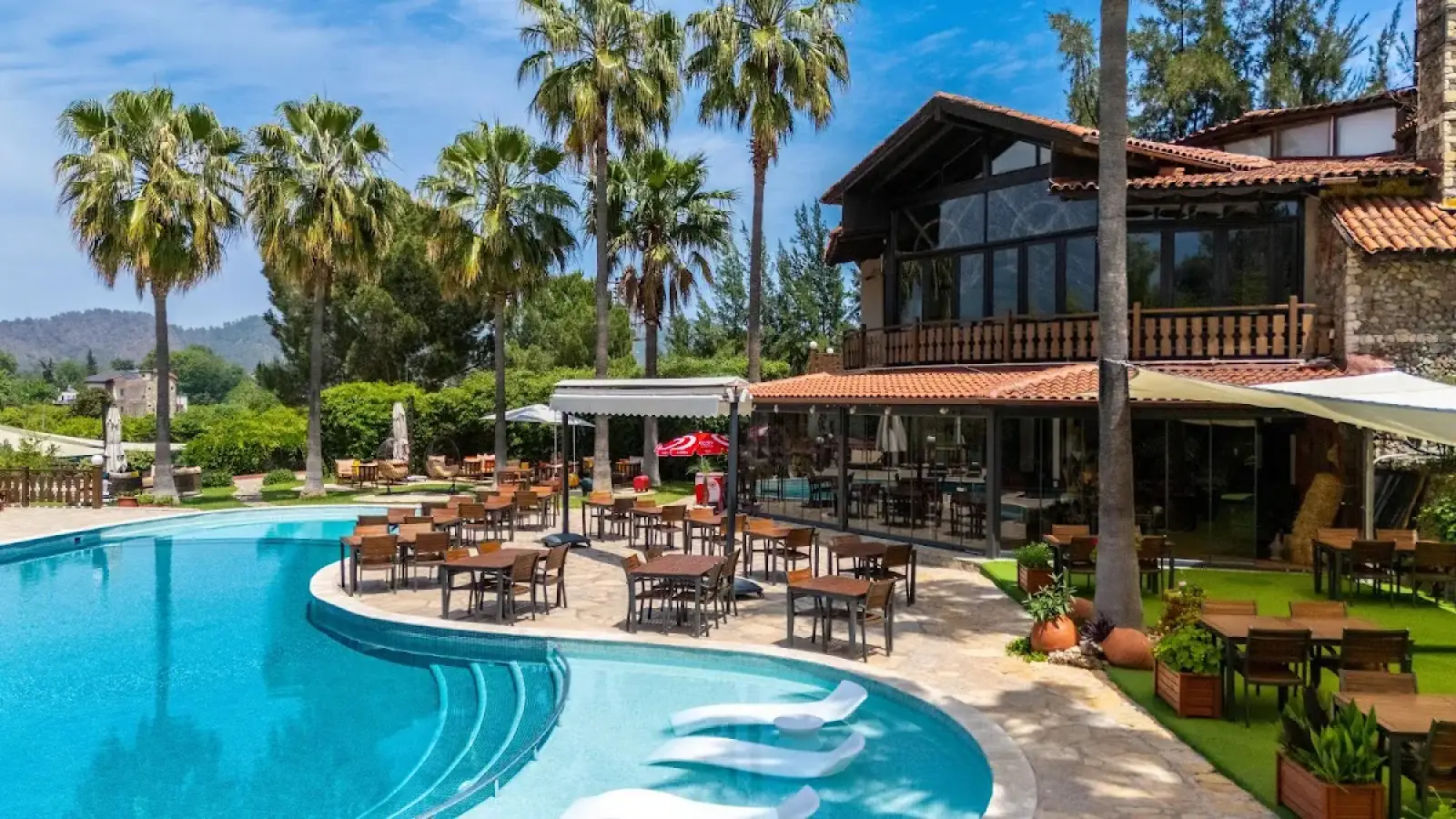 Antalya Airport (AYT) to BESO Hotel Berke Ranch and Nature Private Transfer