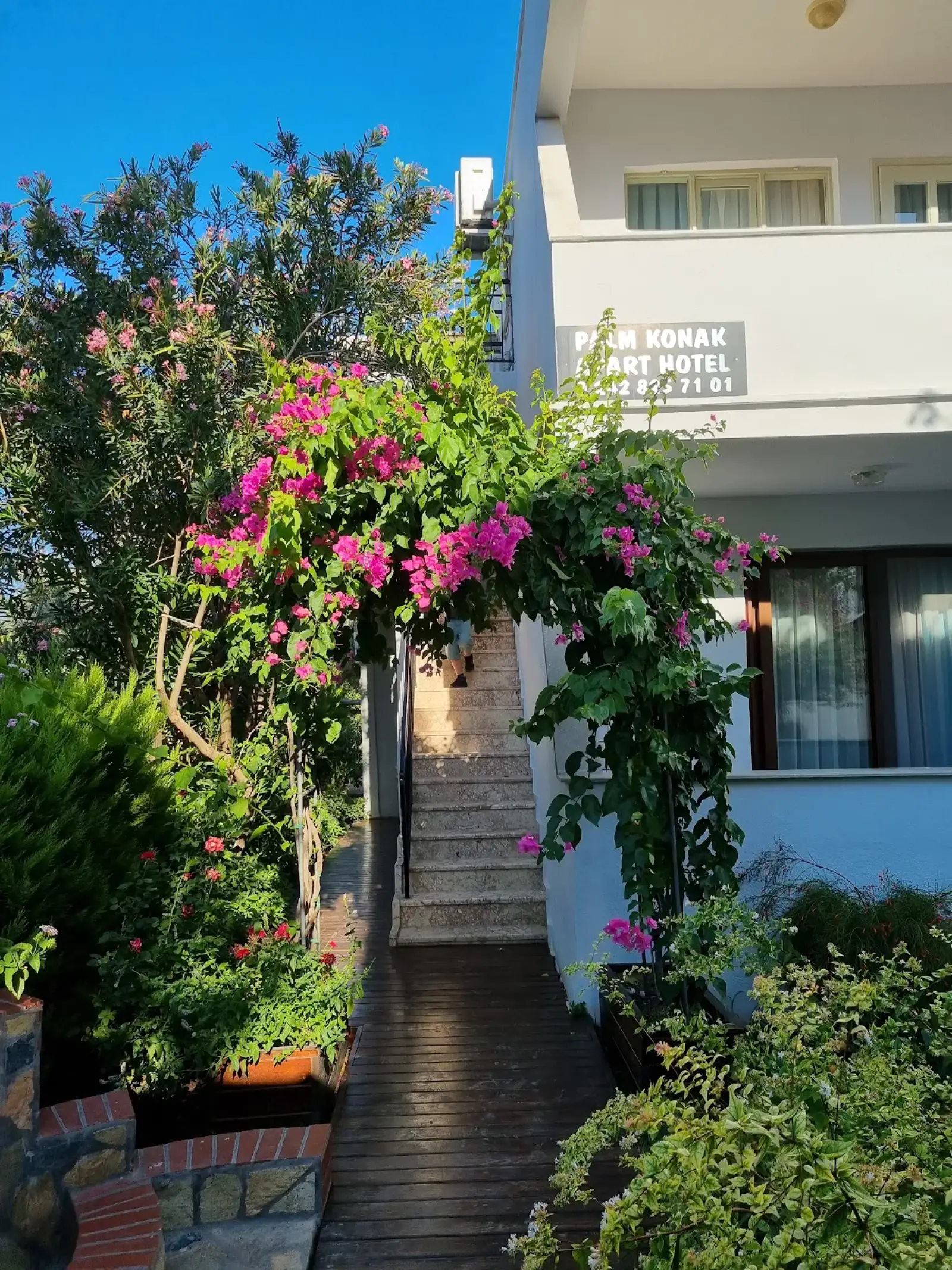 Antalya Airport (AYT) nach Palm Konak Hotel Privater Transfer