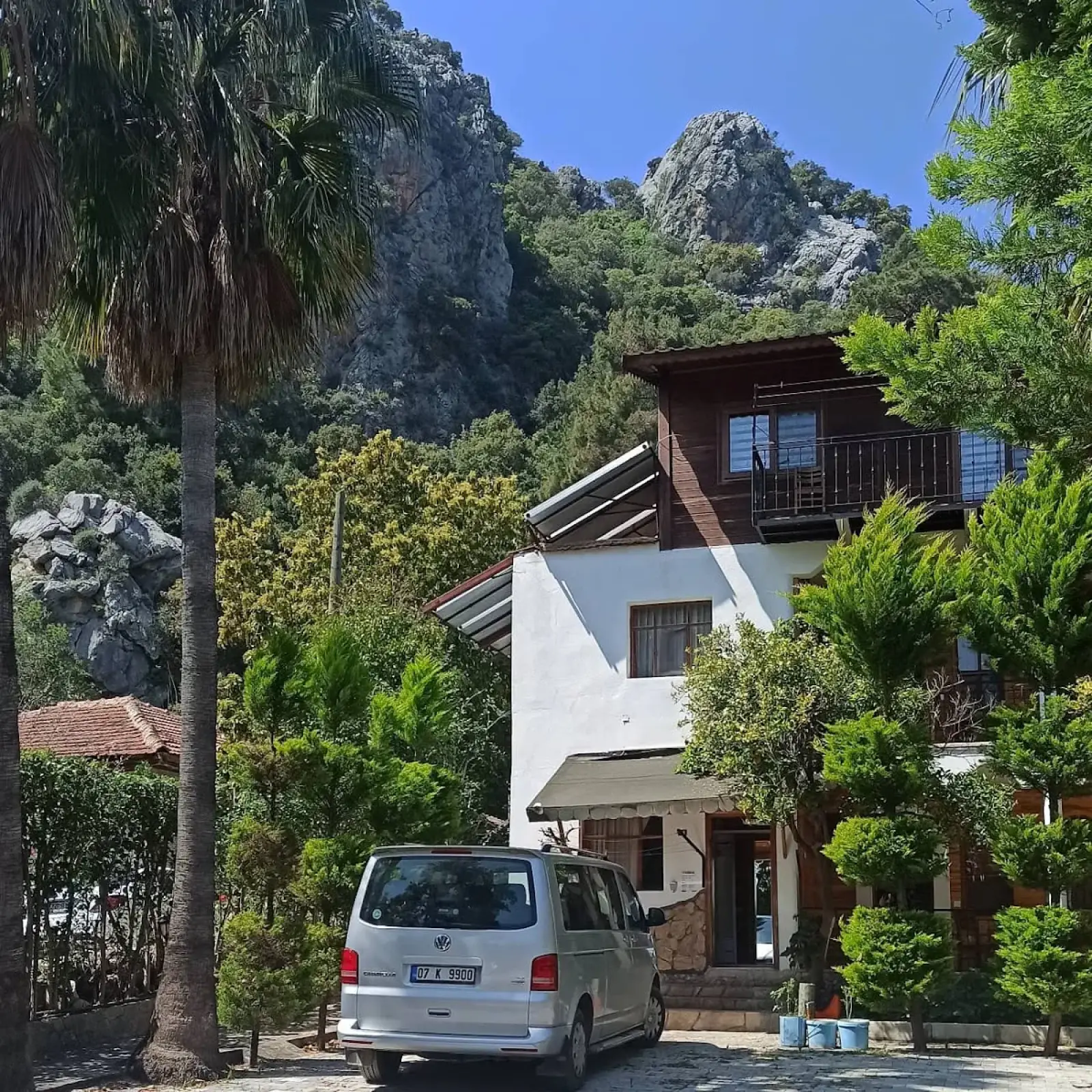Antalya Airport (AYT) to Twin Inns & Bungalow Private Transfer