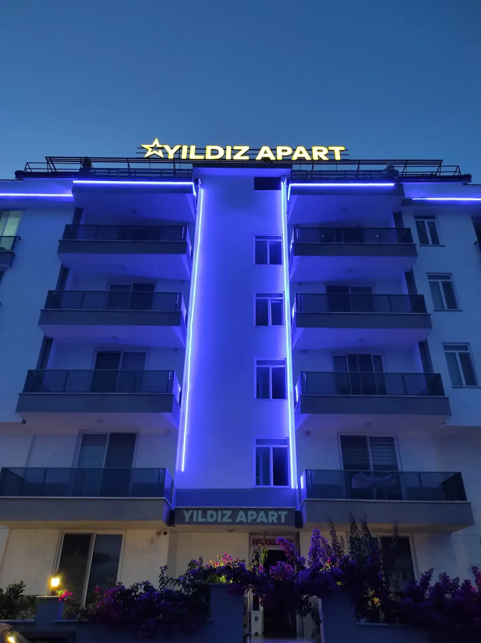 Antalya Airport (AYT) to YILDIZ APART Private Transfer
