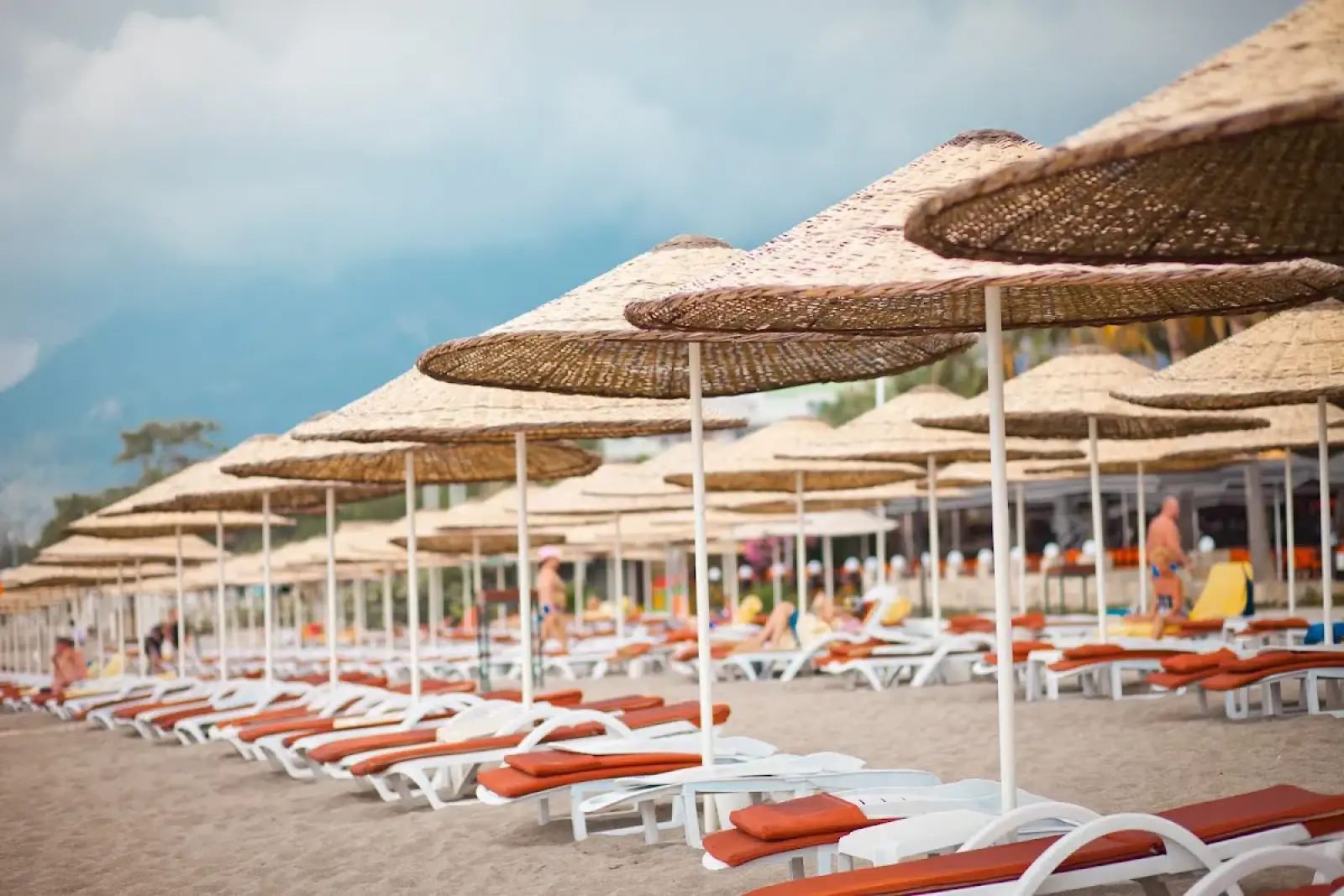 Antalya Airport (AYT) nach Club Boran Mare Beach Privater Transfer