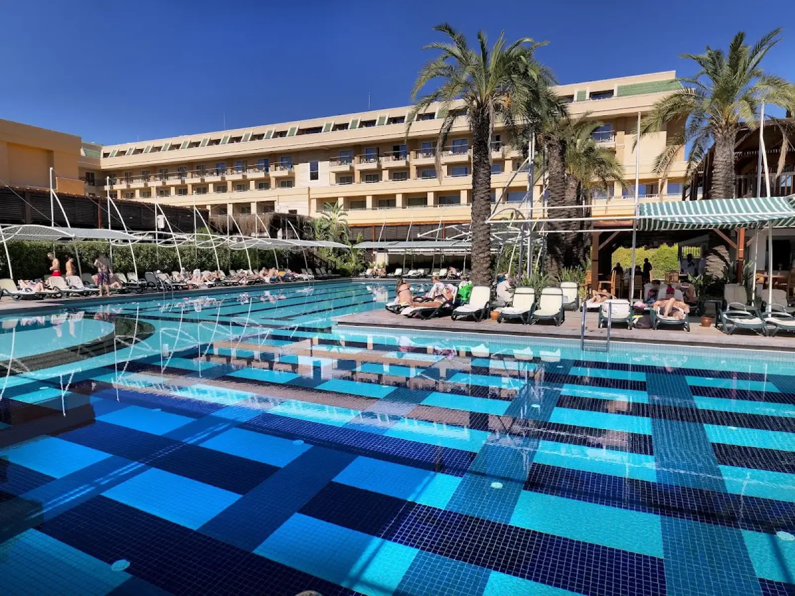 Antalya Airport (AYT) nach Crystal De Luxe Resort & Spa Privater Transfer