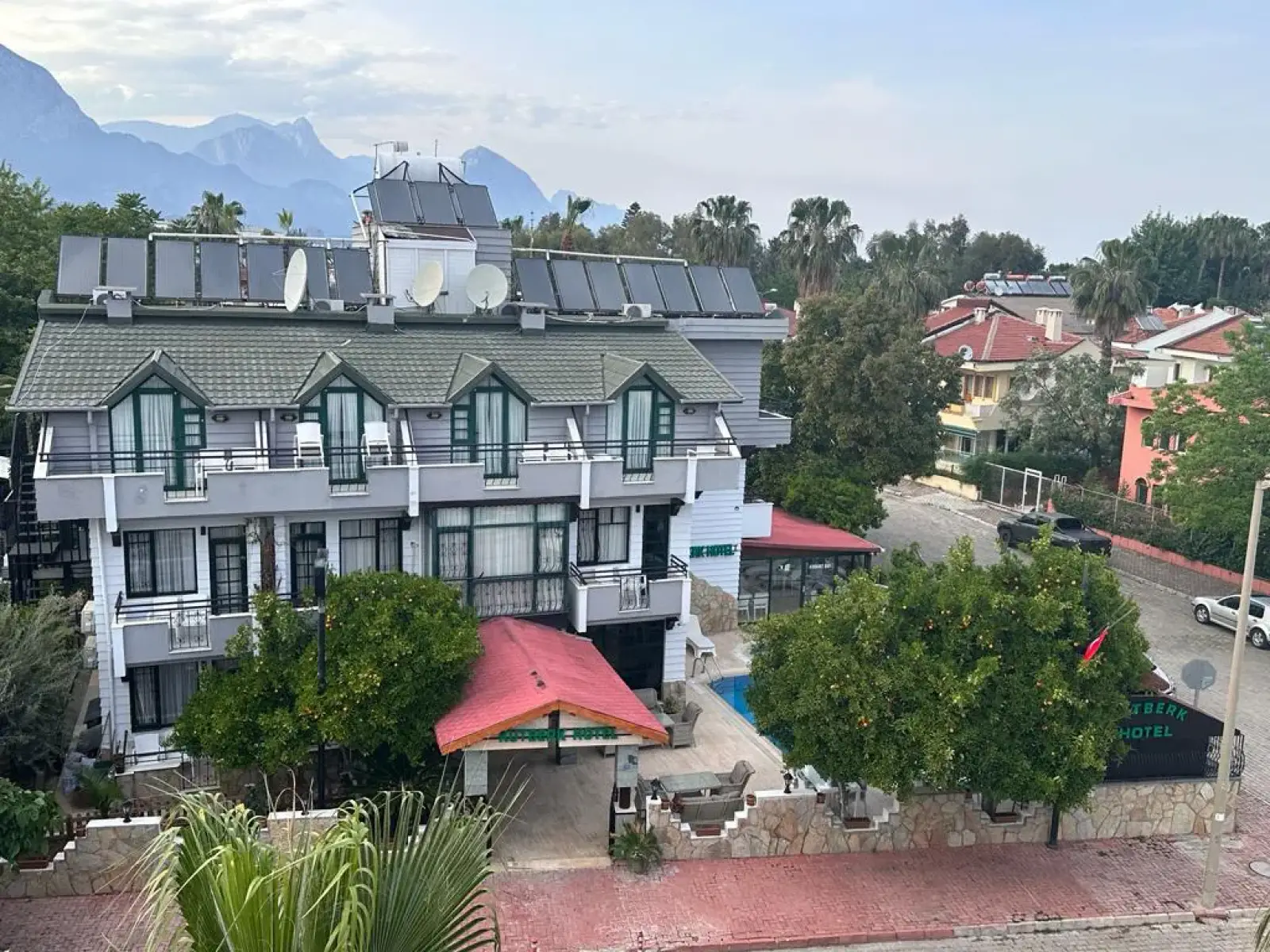 Antalya Airport (AYT) в Kutberk Hotel Частный трансфер