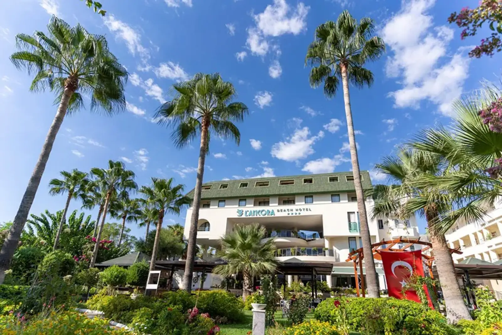 Antalya Airport (AYT) в L'ancora Hotel Частный трансфер