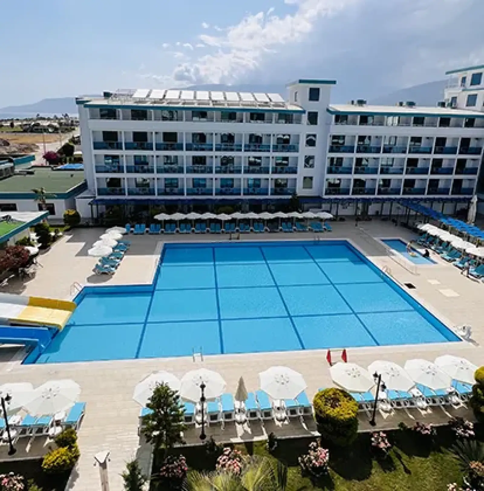 Antalya Airport (AYT) to Rizom Beach Hotel Kumluca Private Transfer