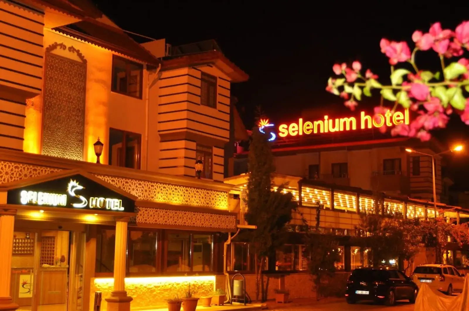 Antalya Airport (AYT) to Selenium Hotel Private Transfer