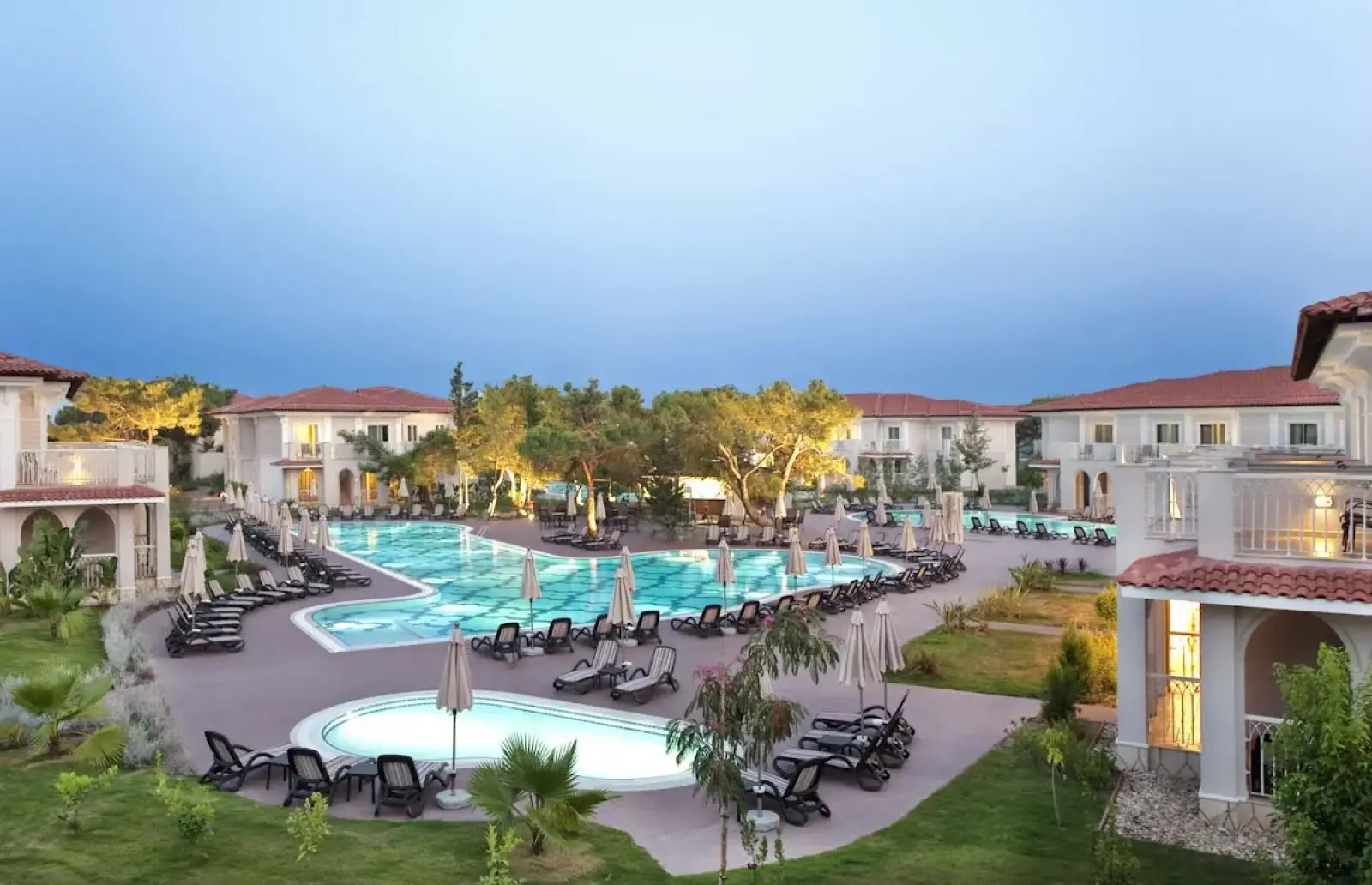 Antalya Airport (AYT) nach Gural Premier Tekirova Privater Transfer