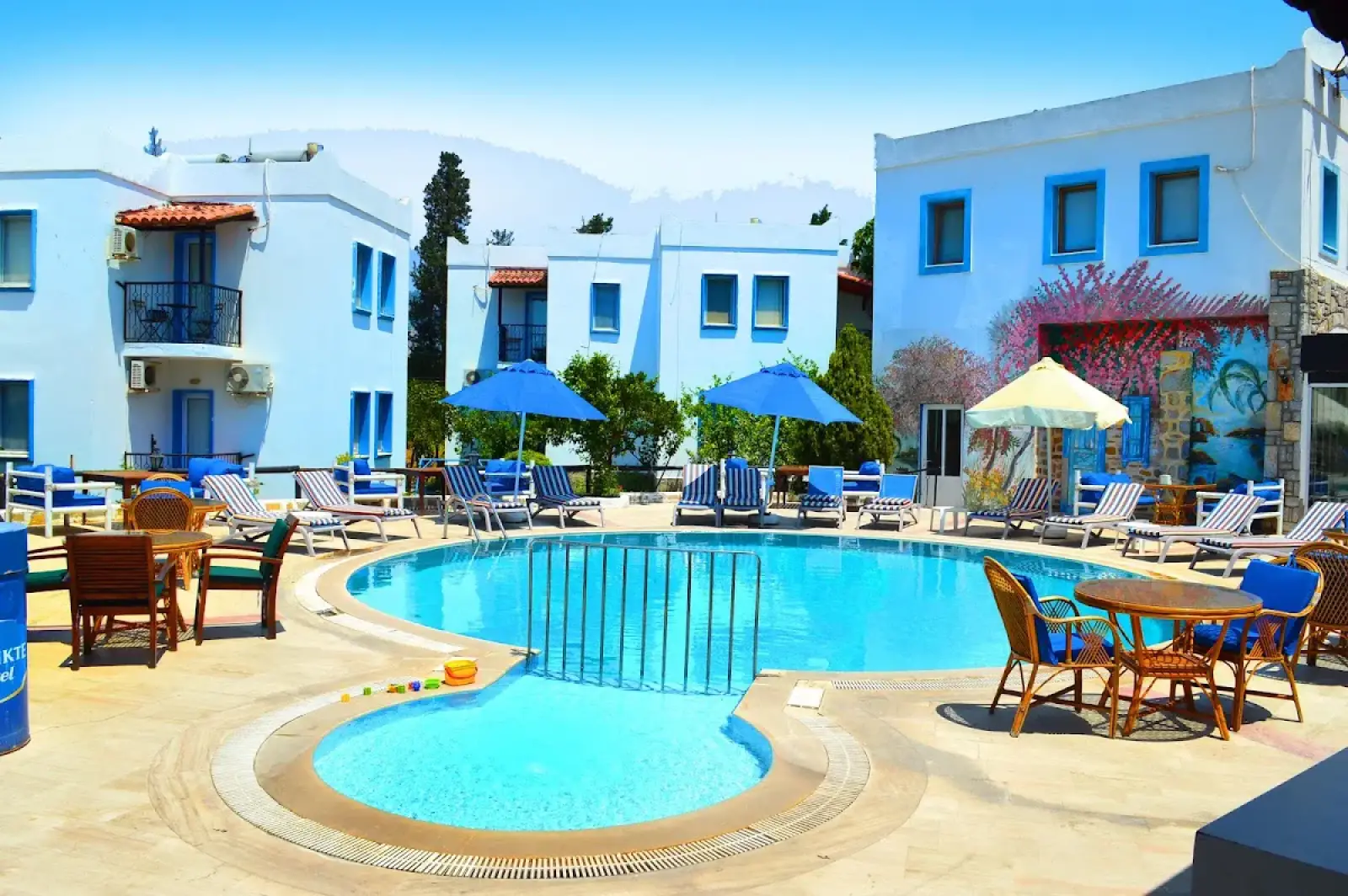 Bodrum Milas Airport (BJV) to Bitez Sunset Otel Beach Restaurant Private Transfer