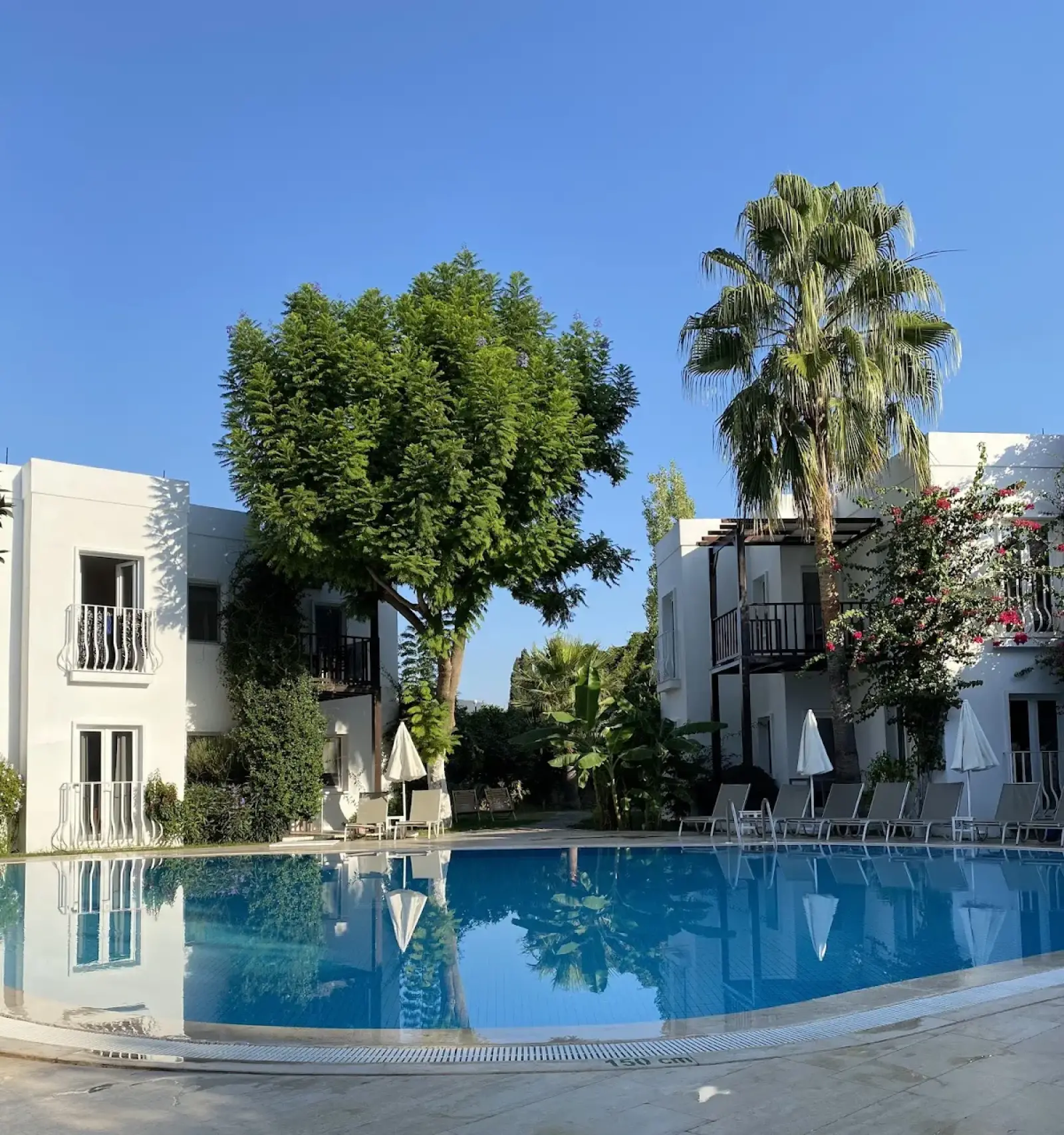 Bodrum Milas Airport (BJV) to Meis Apart Hotel Private Transfer