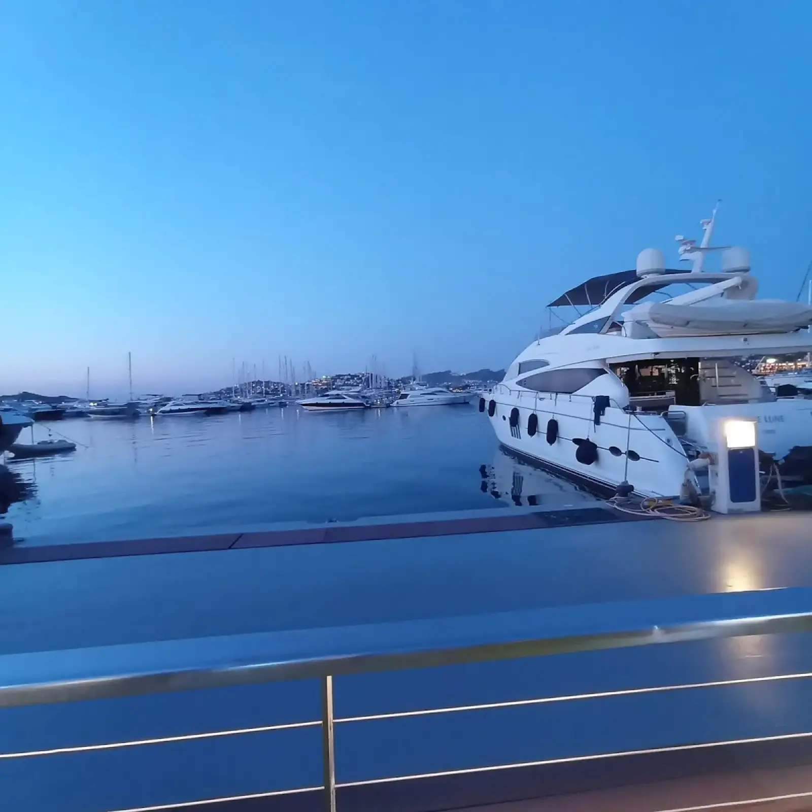 Bodrum Milas Airport (BJV) в Ladonia Leo Beach Resort Hotel Частный трансфер