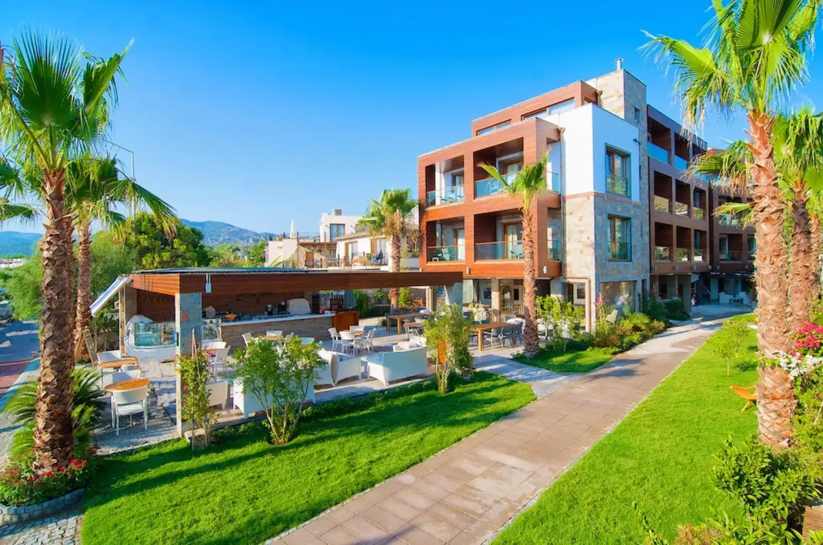 Bodrum Milas Airport (BJV) to Marisol Boutique Hotel Private Transfer