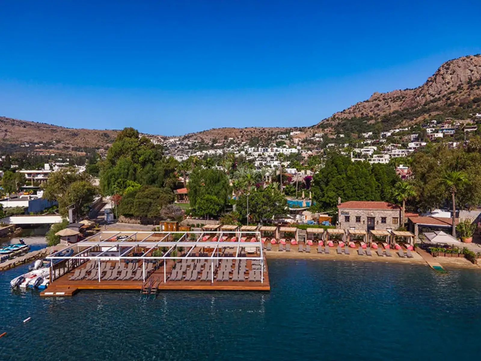 Bodrum Milas Airport (BJV) to Divan Bodrum Otel Private Transfer