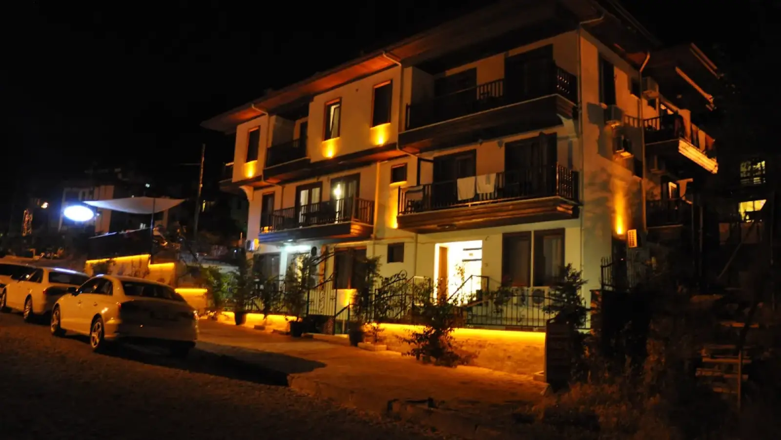 Dalaman Airport (DLM) to portofino apart Private Transfer