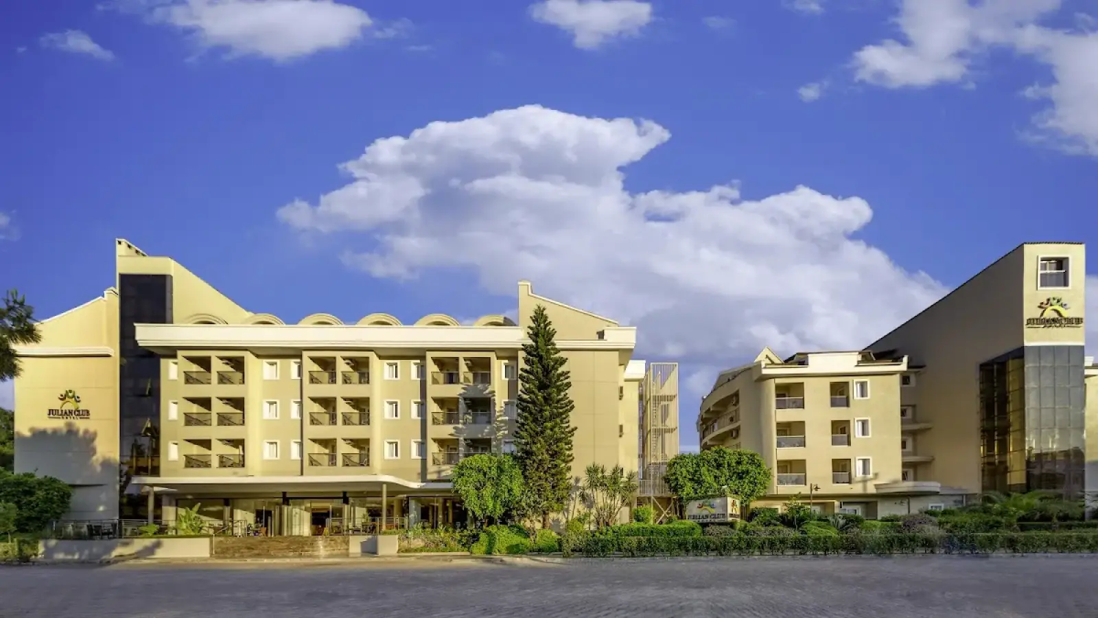 Dalaman Airport (DLM) nach Julian Club Hotel Privater Transfer
