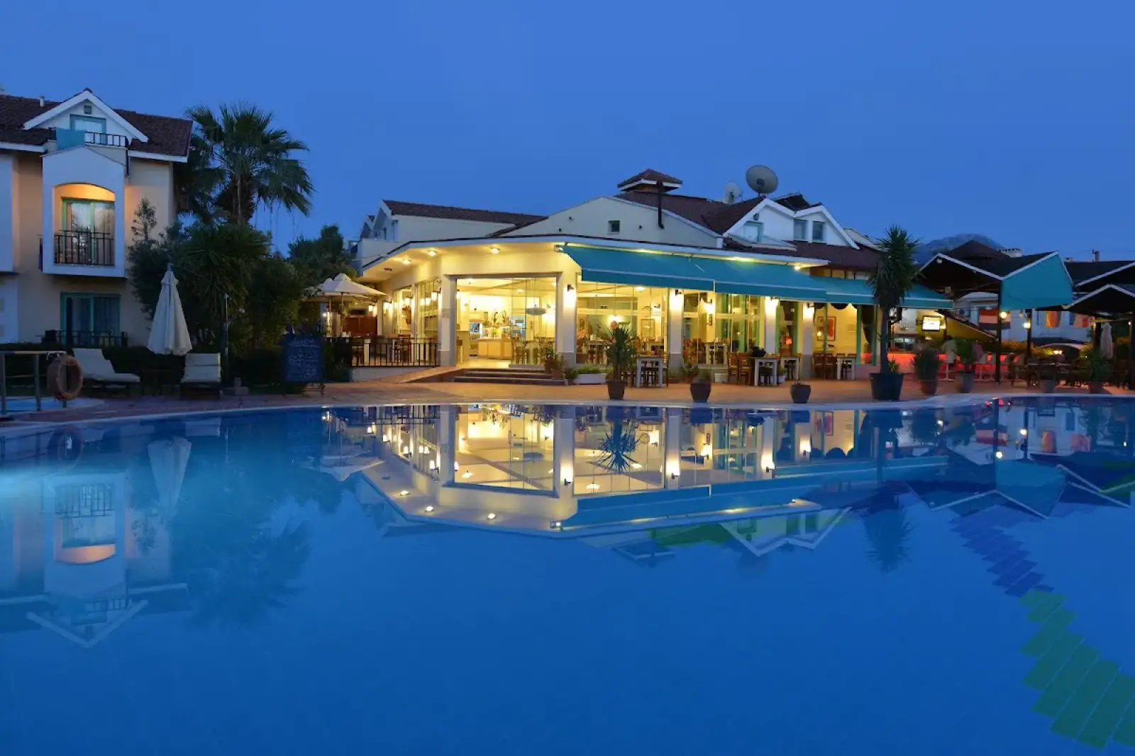 Dalaman Airport (DLM) nach Rebin Beach Hotel Privater Transfer
