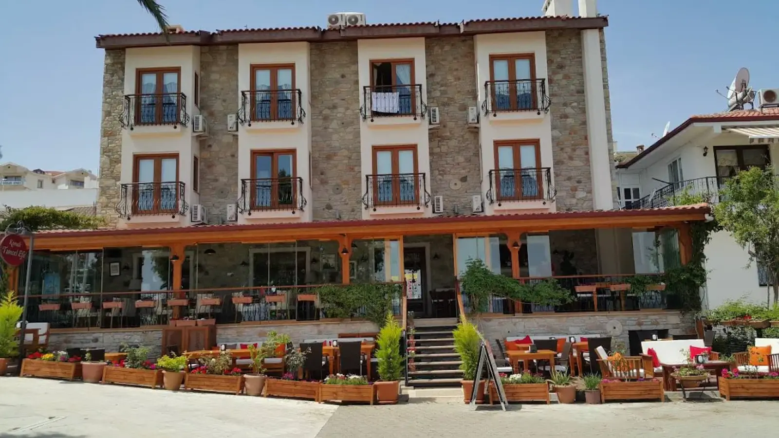 Dalaman Airport (DLM) nach Konak Tuncel Efe Privater Transfer