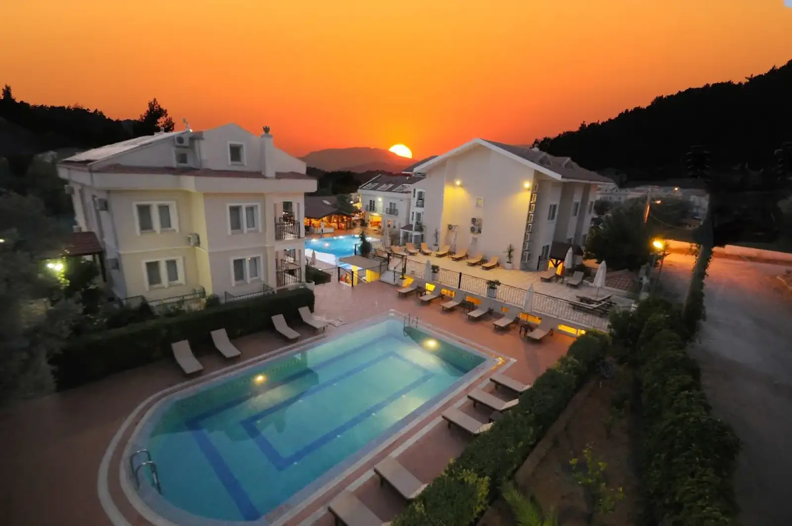 Dalaman Airport (DLM) to Sea Breeze Hotel And Apartments Private Transfer