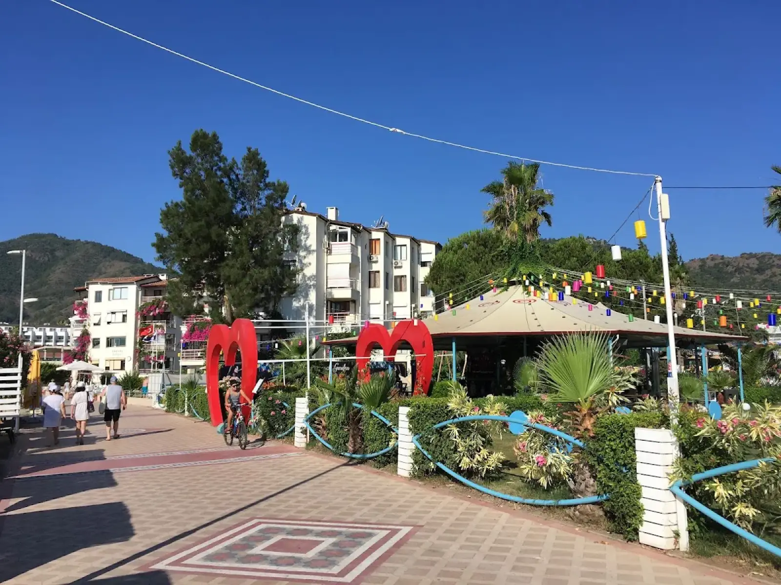 Dalaman Airport (DLM) nach Adonis Hotel in Marmaris Privater Transfer