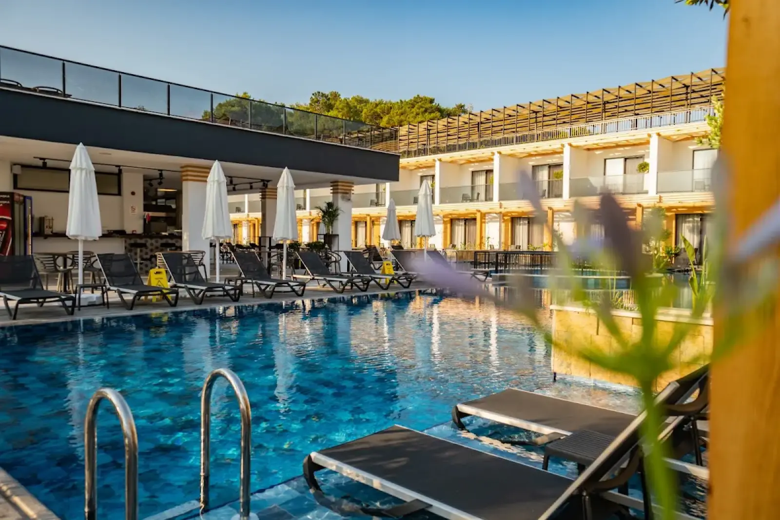 Dalaman Airport (DLM) nach L HOTEL Sarıgerme Privater Transfer