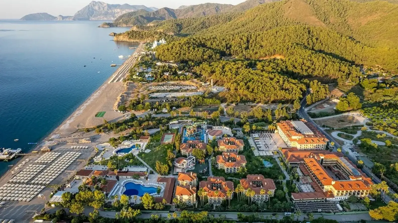 Antalya Airport (AYT) to Tekirova: The Zenith of Kemer Luxury
