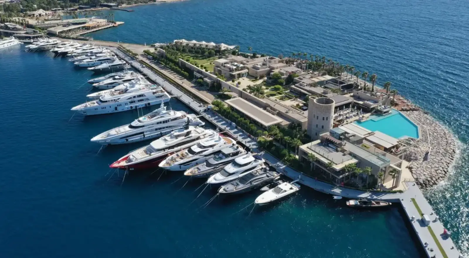 Milas-Bodrum Airport (BJV) to Yalıkavak: The Pinnacle of Mediterranean Prestige