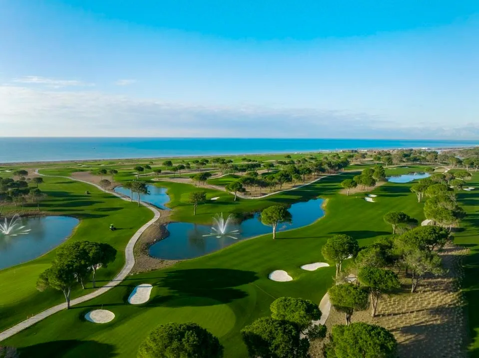Flughafen Antalya (AYT) nach Belek: Das ultimative Golf- und Luxus-Refugium
