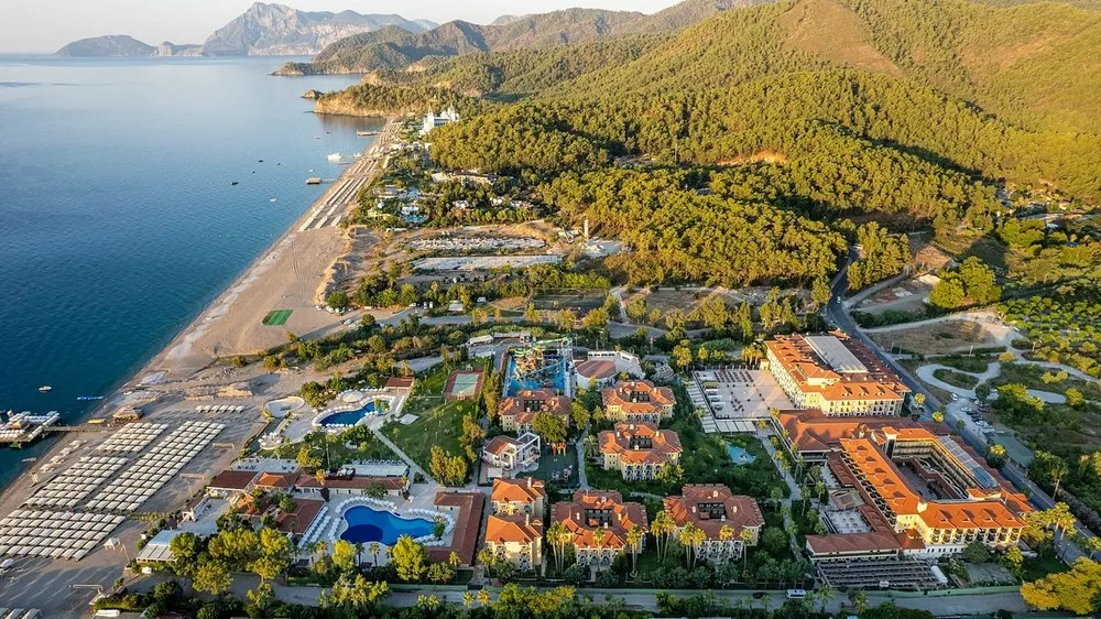 Antalya Airport (AYT) to Tekirova: The Zenith of Kemer Luxury